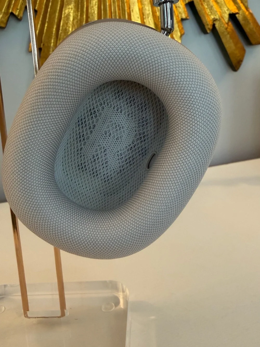 Apple AirPod Max 2 in Starlight